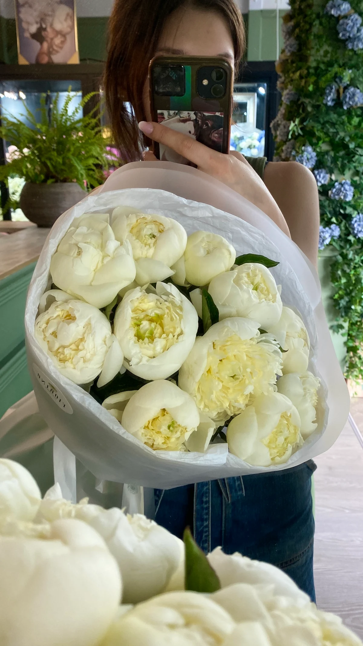 Монобукет пионов