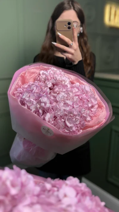 Монобукет из розовых гортензий , 5 стеблей